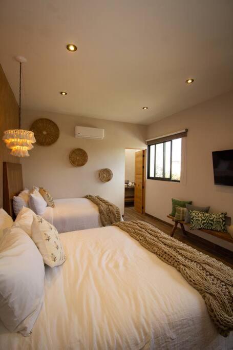 Exclusive Luxury With Rooftop Jacuzzi Holiday home *