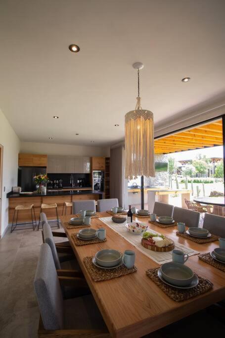 Exclusive Luxury With Rooftop Jacuzzi *