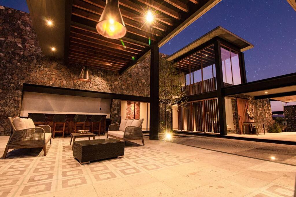 Exclusive Luxury With Rooftop Jacuzzi Holiday home San Miguel de Allende